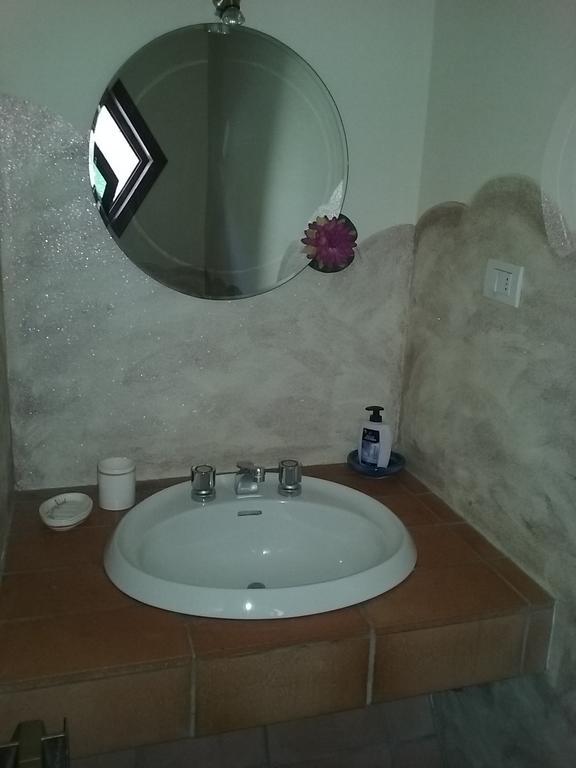 Casa Virgilio Bed & Breakfast Fosdinovo Cameră foto