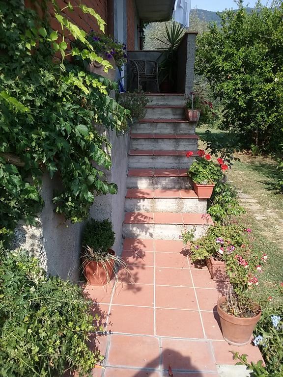 Casa Virgilio Bed & Breakfast Fosdinovo Cameră foto